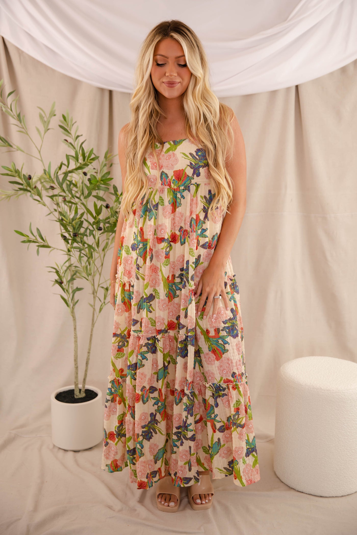 Fall Floral Maxi Dress- Women's Vacation Dresses- Chic Maxi Dress