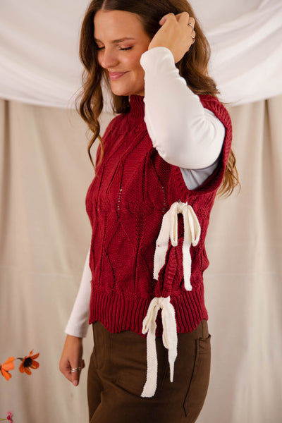 Women's Knit Sweater Vest- Women's Chic Scalloped Sweater With Bows- &Merci Sweaters