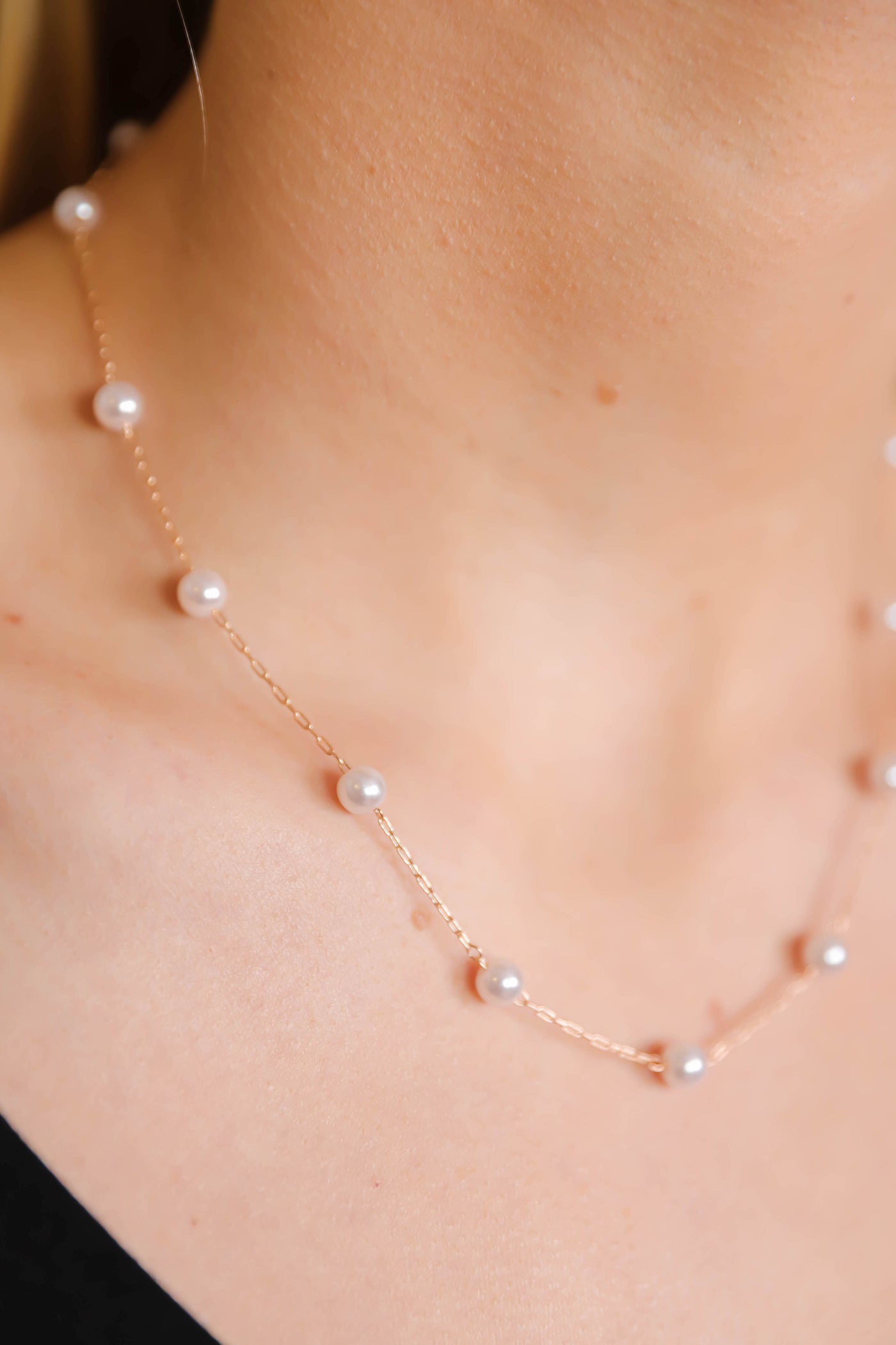Dainty Gold Necklace with Pearls