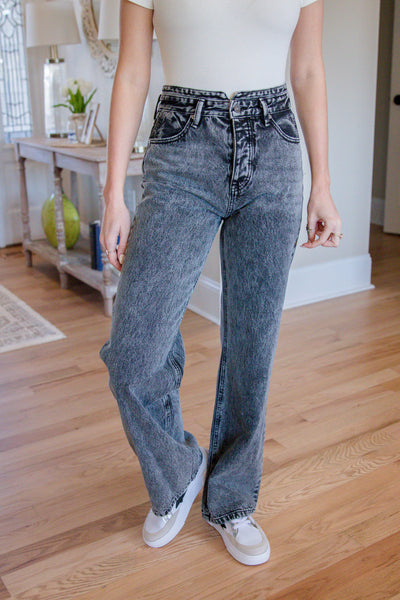 High Rise Straight Leg Jeans- Women's Black Denim- KanCan Jeans- 90s Style Jeans