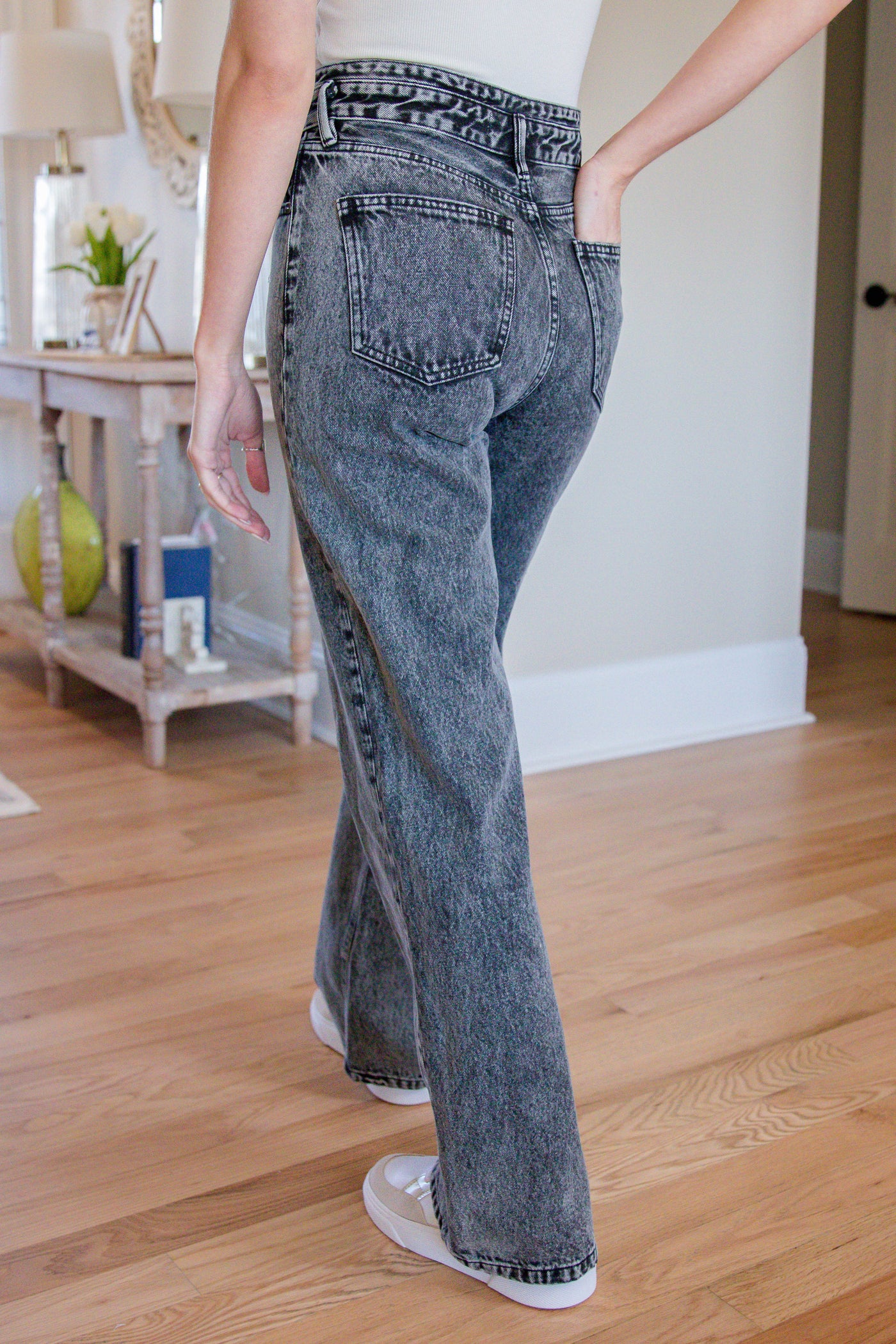 High Rise Straight Leg Jeans- Women's Black Denim- KanCan Jeans- 90s Style Jeans